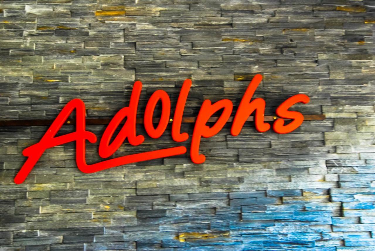 Adolphs Hotel Koln Bagian luar foto